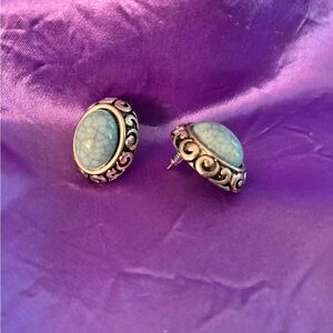 Turquoise color silver earrings.